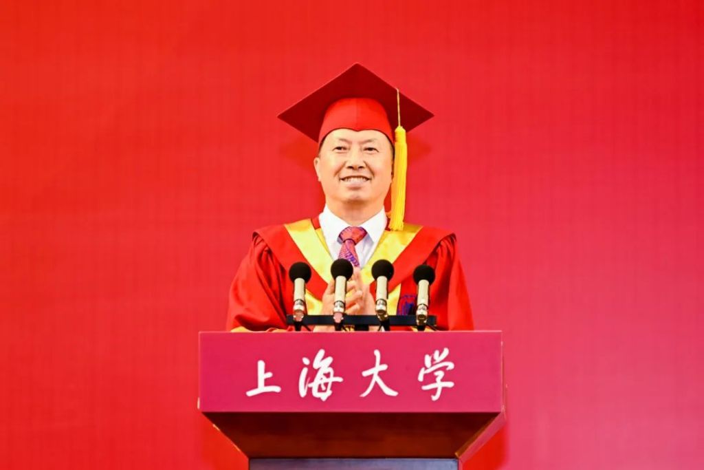 毕业季|上大校长寄语毕业生:做时代的解码者、行动派、弄潮儿
